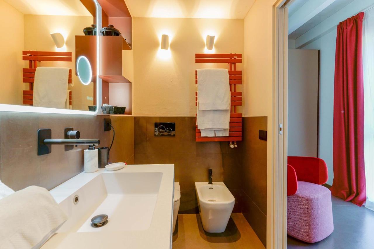 B&B Hole6 Кастеназо Экстерьер фото