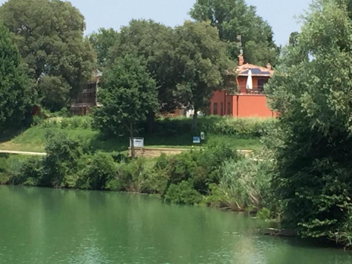 B&B Hole6 Кастеназо Экстерьер фото
